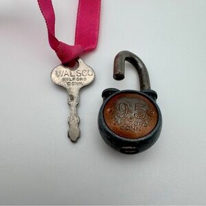 Vintage Walsco 95 Padlock With Key Milford Conn USA Mini Collectible